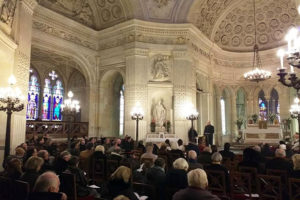 Ce 21 janvier, l’événement était à Dreux : le prince Jean, Comte de Paris, a rendu hommage à Louis XVI, en la chapelle royale Saint-Louis 21-janvier-2020-2-300x200