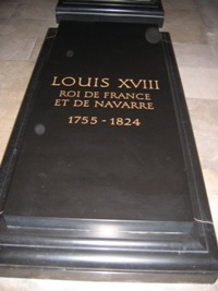 LOUIS XVIII TOMBEAU.jpg