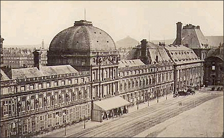 faut_il_reconstruire_le_palais_des_tuileries_incendie_en_1871,M12758.jpg