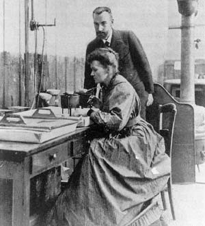 PIERRE ET MARIE CURIE 1.jpg