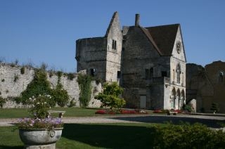 SENLIS 3 CHATEAU HUGUES CAPET.jpg