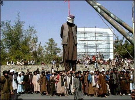 afgahnistan pendaison talibane.jpg