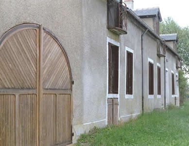 relais de poste de pierre ecrite.jpg