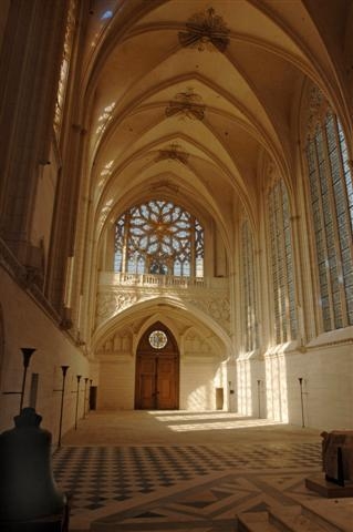 Vincennes SAINTE CHAPELLE INTERIEUR.jpg