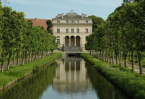 ROYAUMONT PALAIS ABBATIAL.jpg