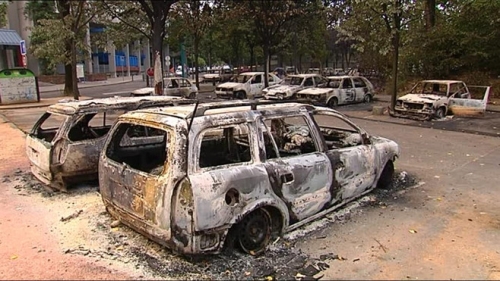 violences grenoble 17 JUILLET 2010 1.jpg