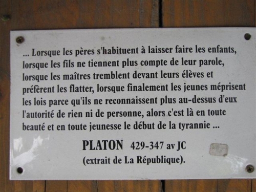 Platon RENTREE SCOLAIRE.jpg