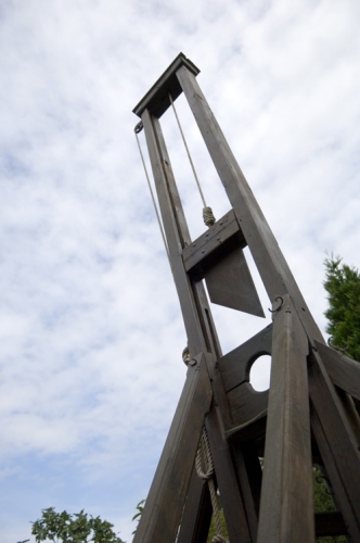 terreur guillotine.jpg