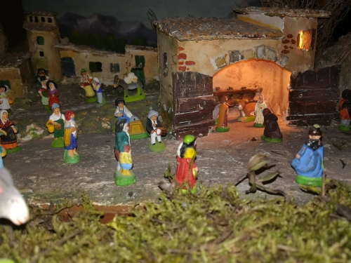 CRECHE 4.jpg