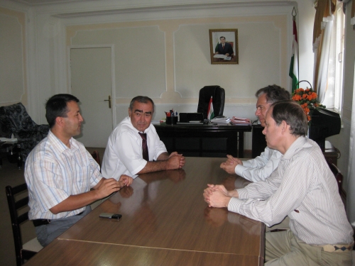 IMG_3129 Arrivée avec l'ambassadeur de France dans la province du sud Tadjikistan et rencontre avec le gouverneur .JPG
