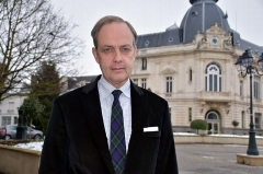 le-prince-jean-d-orleans-parle-du-comte-de-paris_4297145.jpg