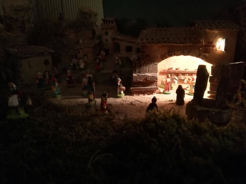 CRECHE 5.jpg