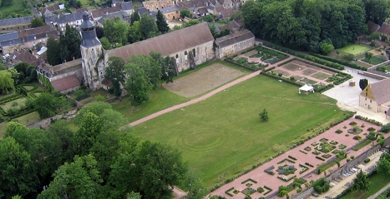 abbaye de thiron gardais.jpg
