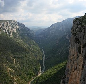 GORGES DU VERDON BELVEDER DE TRESCAIRE.jpg