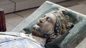 1280px-Church_of_Fontevraud_Abbey_Richard_I_effigy.jpg