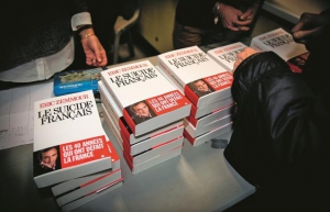 dedicace_zemmour_sipa.jpg