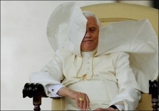 BENOIT XVI 2.jpg