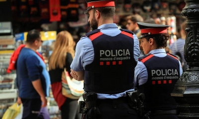 b38202dc6c09f69686ee30f8c883084b-espagne-un-homme-arme-d-un-couteau-tue-en-attaquant-un-commissariat.jpg