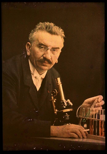 LOUIS LUMIERE.jpg