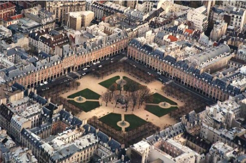 HENRI IV PLACE ROYALE.jpg