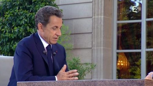 SARKOZY PUJADAS ELYSEE JUILLET 2010.jpg