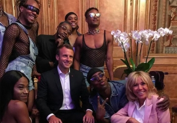 La-fete-de-la-musique-a-l-Elysee-les-incroyables-photos-d-Emmanuel-et-Brigitte-Macron-qui-font-la-fete.jpg