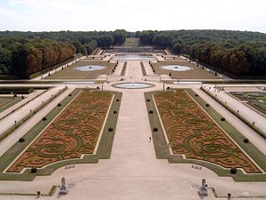 300px-Vaux-le-Vicomte_Garten.jpg