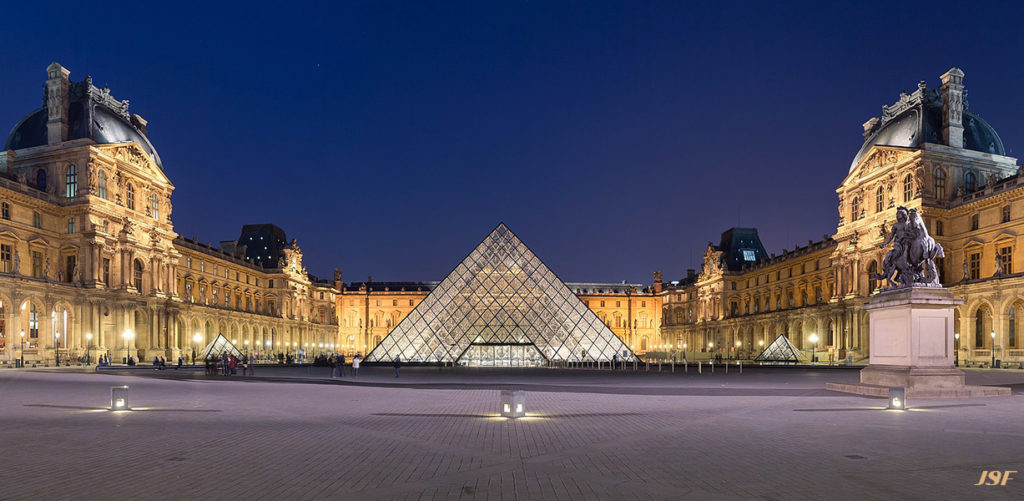 Athos. presente les ephemerides du JSF du 04 mars: 04.03.2022-Grande-pyramide-du-Louvre--1024x501