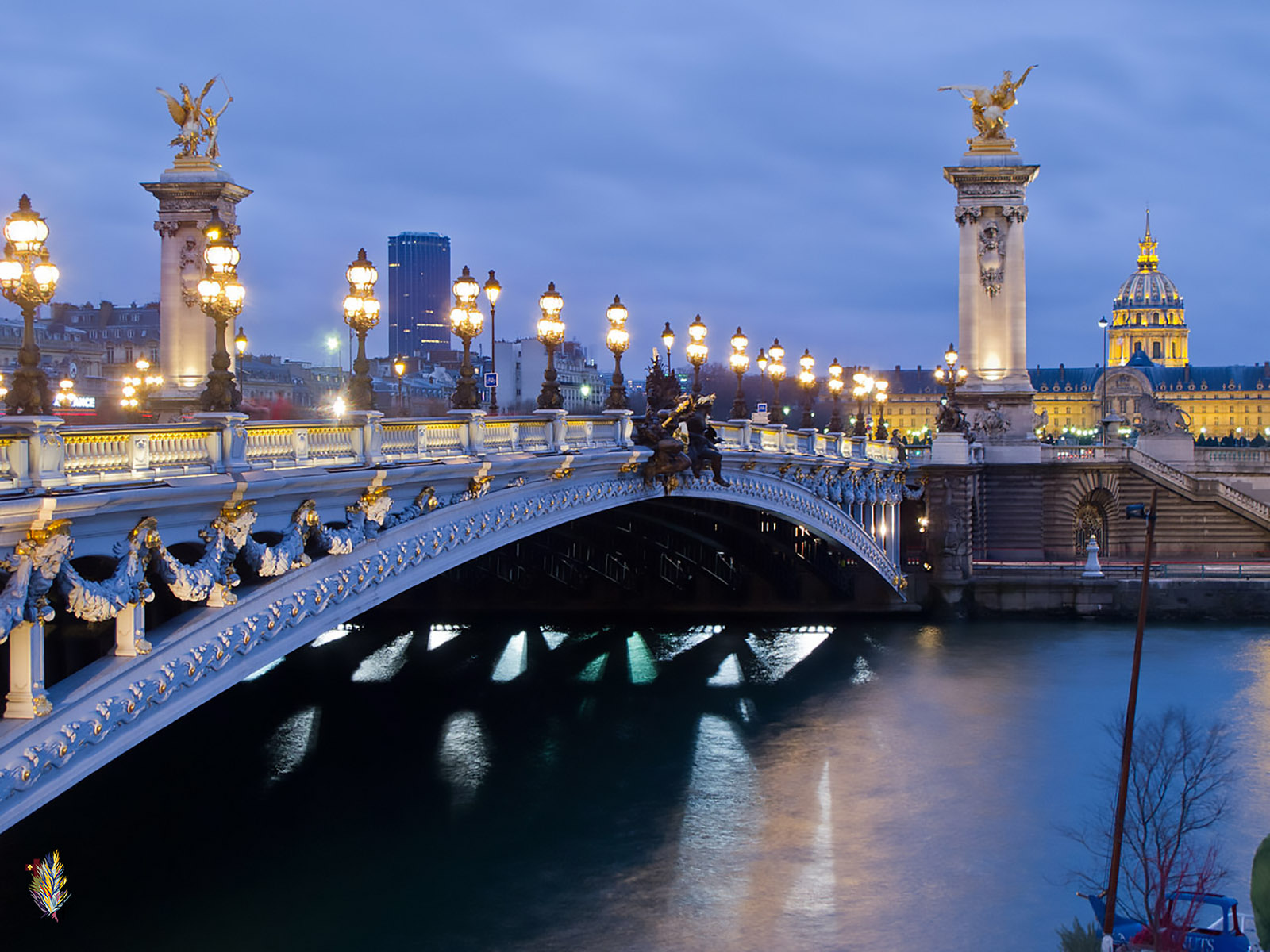 Athos79 presente -apres bien  des problemes - les zphemerides du JSF du 14  Avril Pont-Alexandre-III-14-04-2024