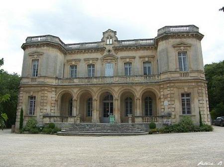 Attaches provençales : le château de Montauban...